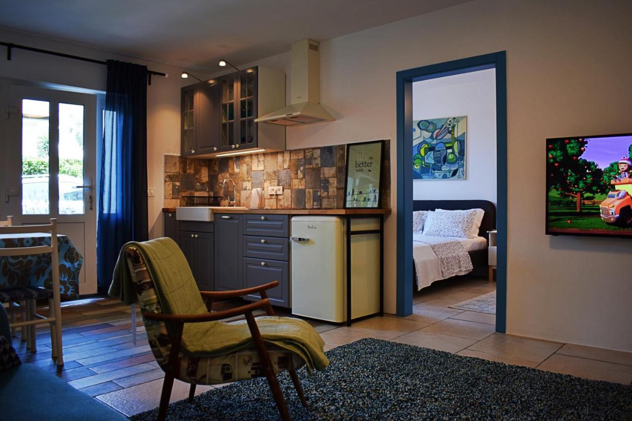 Ferienwohnung Postaja 33 Zgornje Skofije Exterior foto