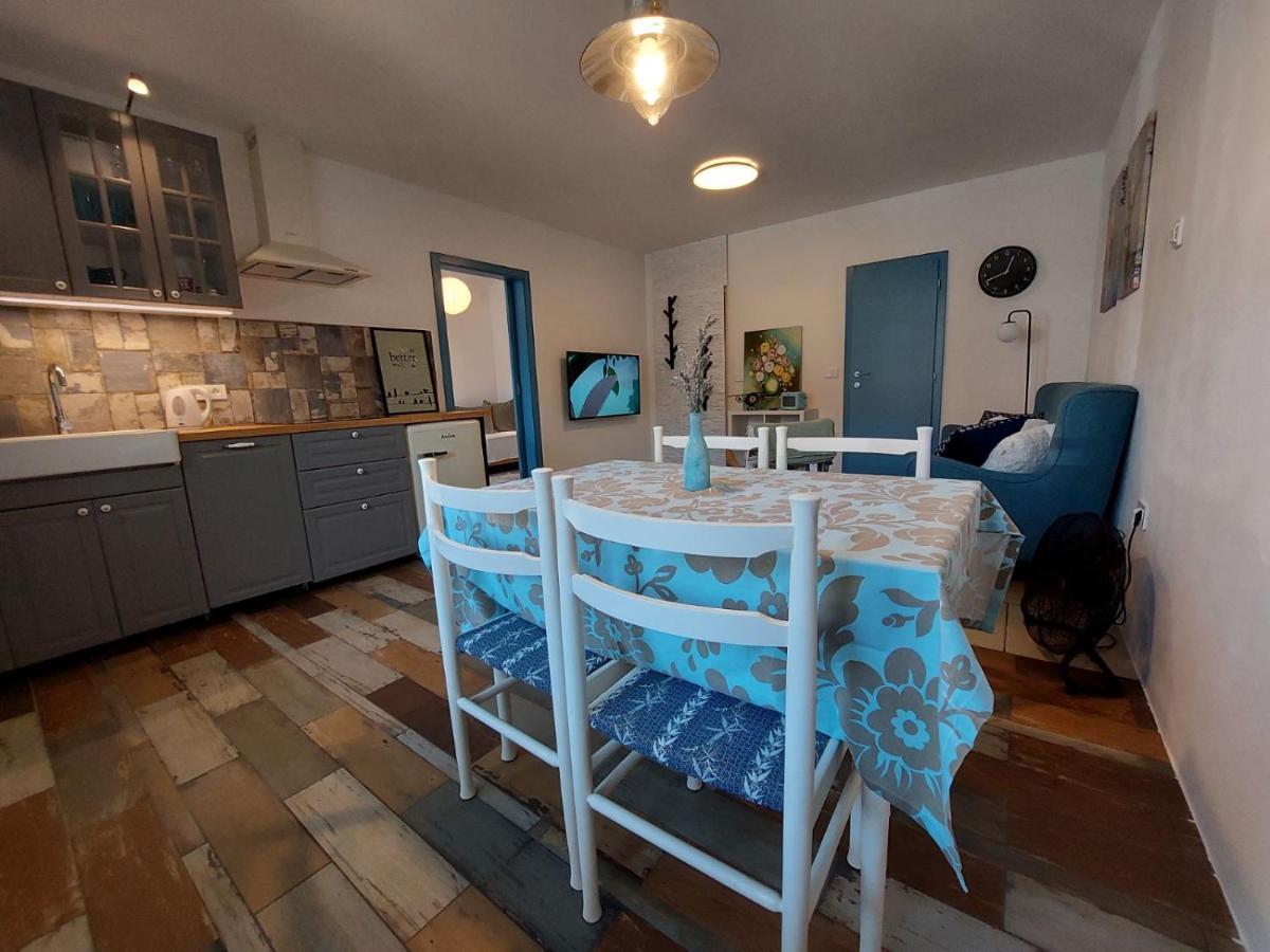 Ferienwohnung Postaja 33 Zgornje Skofije Exterior foto