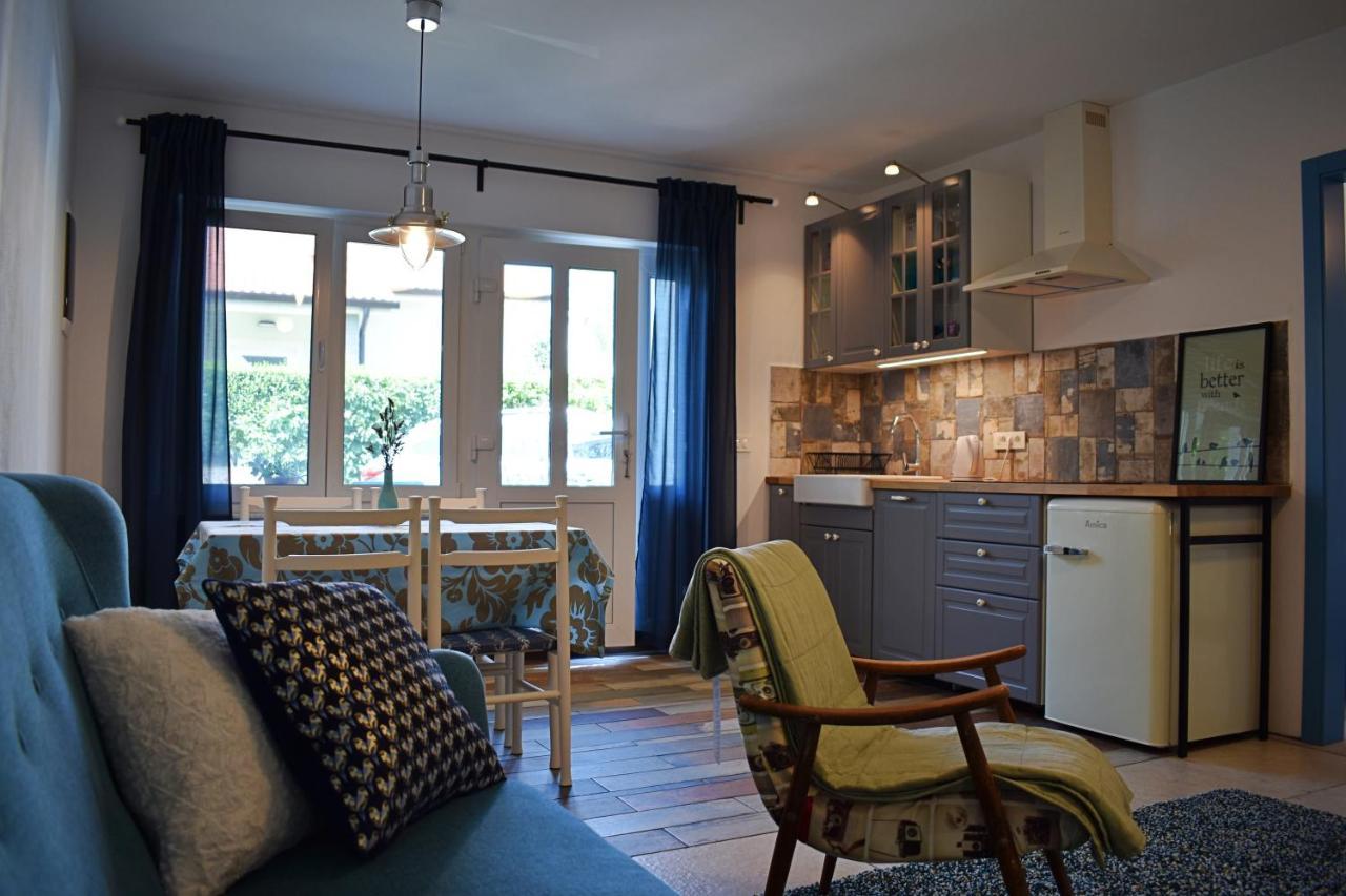 Ferienwohnung Postaja 33 Zgornje Skofije Exterior foto